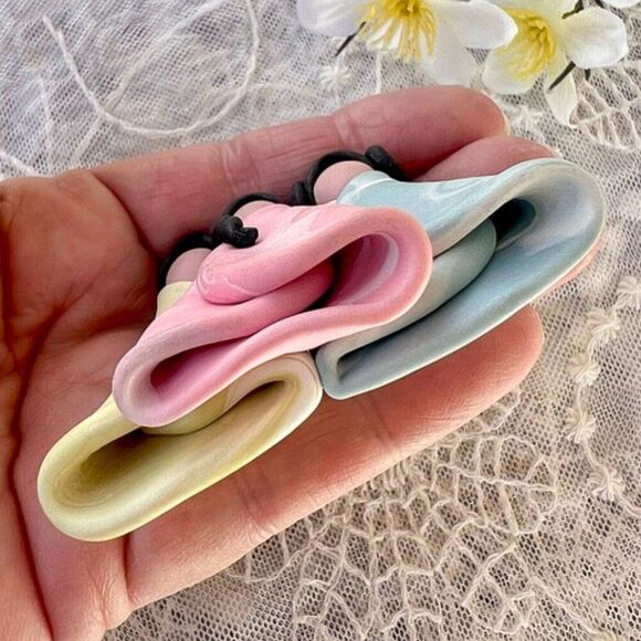 Three Native Maidens Art to Wear Pin - Picture 6 of 10